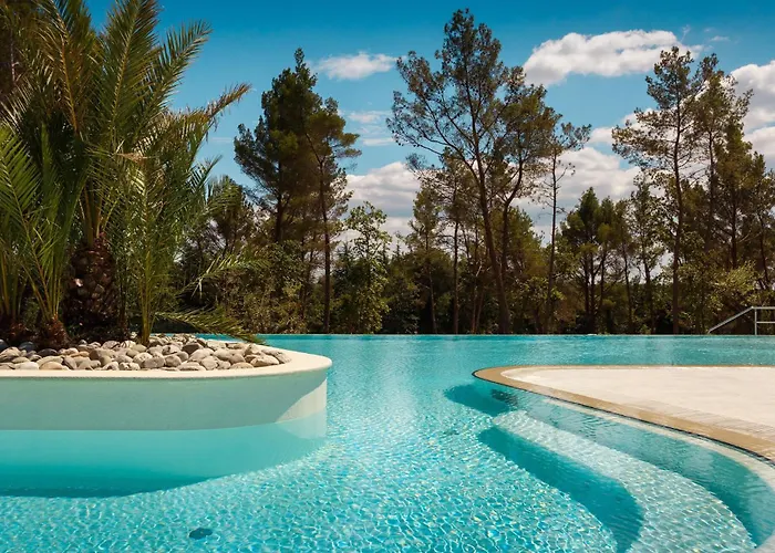 Lovely Stacaravan In Vabriga With Wifi Kemping 5*