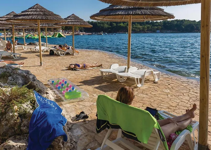 Kemping Lovely Stacaravan In Vabriga With Wifi Poreč