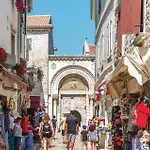 Lovely Stacaravan In Vabriga With Wifi