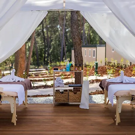 Lovely Stacaravan In Vabriga With Wifi 5* Poreč