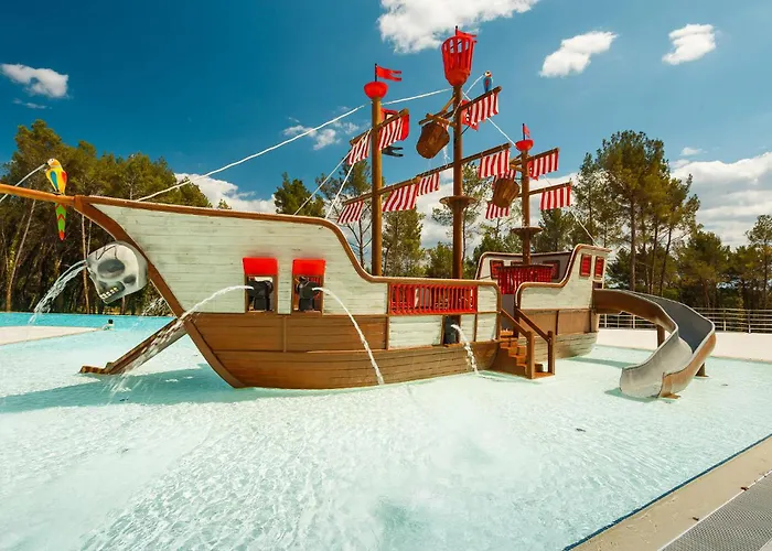 Lovely Stacaravan In Vabriga With Wifi 5* Poreč