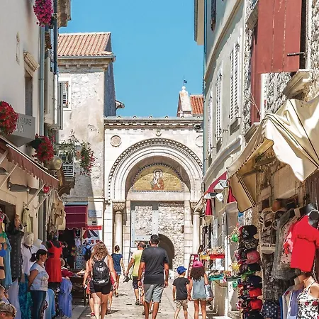 Lovely Stacaravan In Vabriga With Wifi